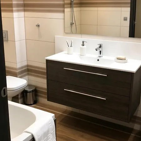 White Tower 602 Lejlighedshotel 4*